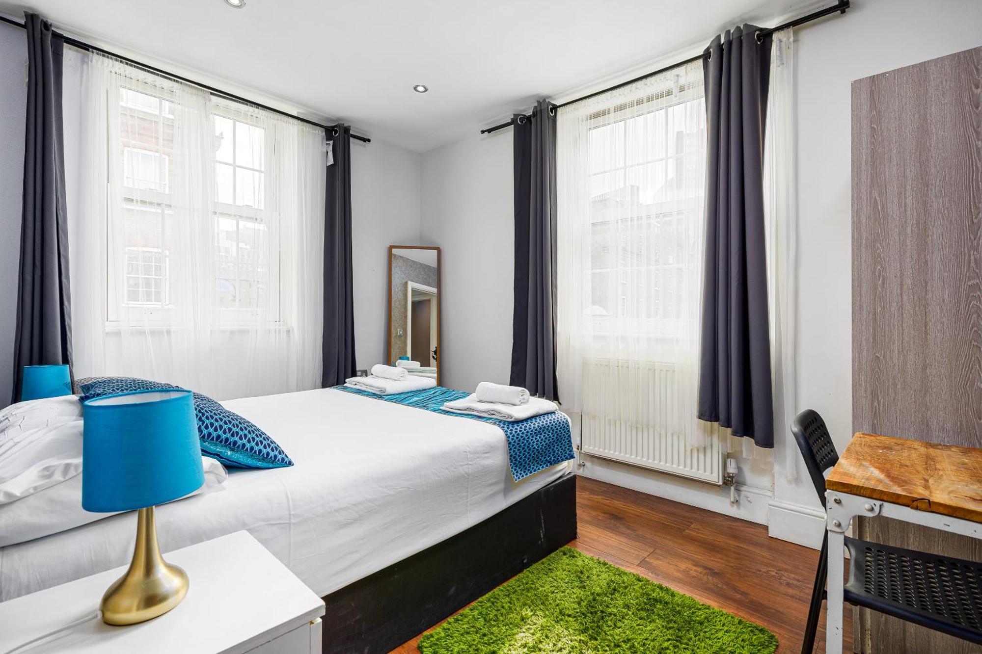 Aldgate Flats Apartment London Bagian luar foto